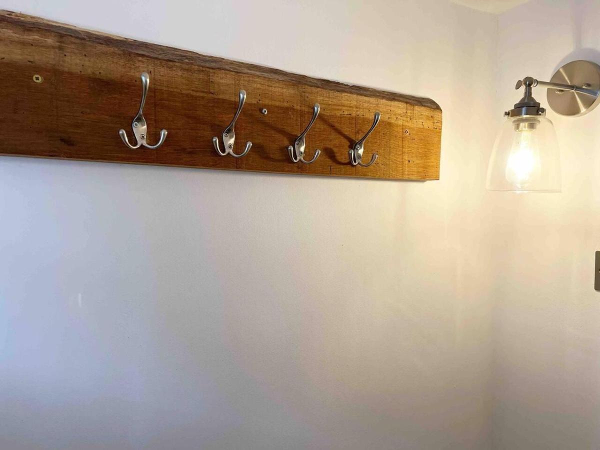 Cosy Two Bedrooom Cottage Set In A Dorset Village Sturminster Newton Bagian luar foto