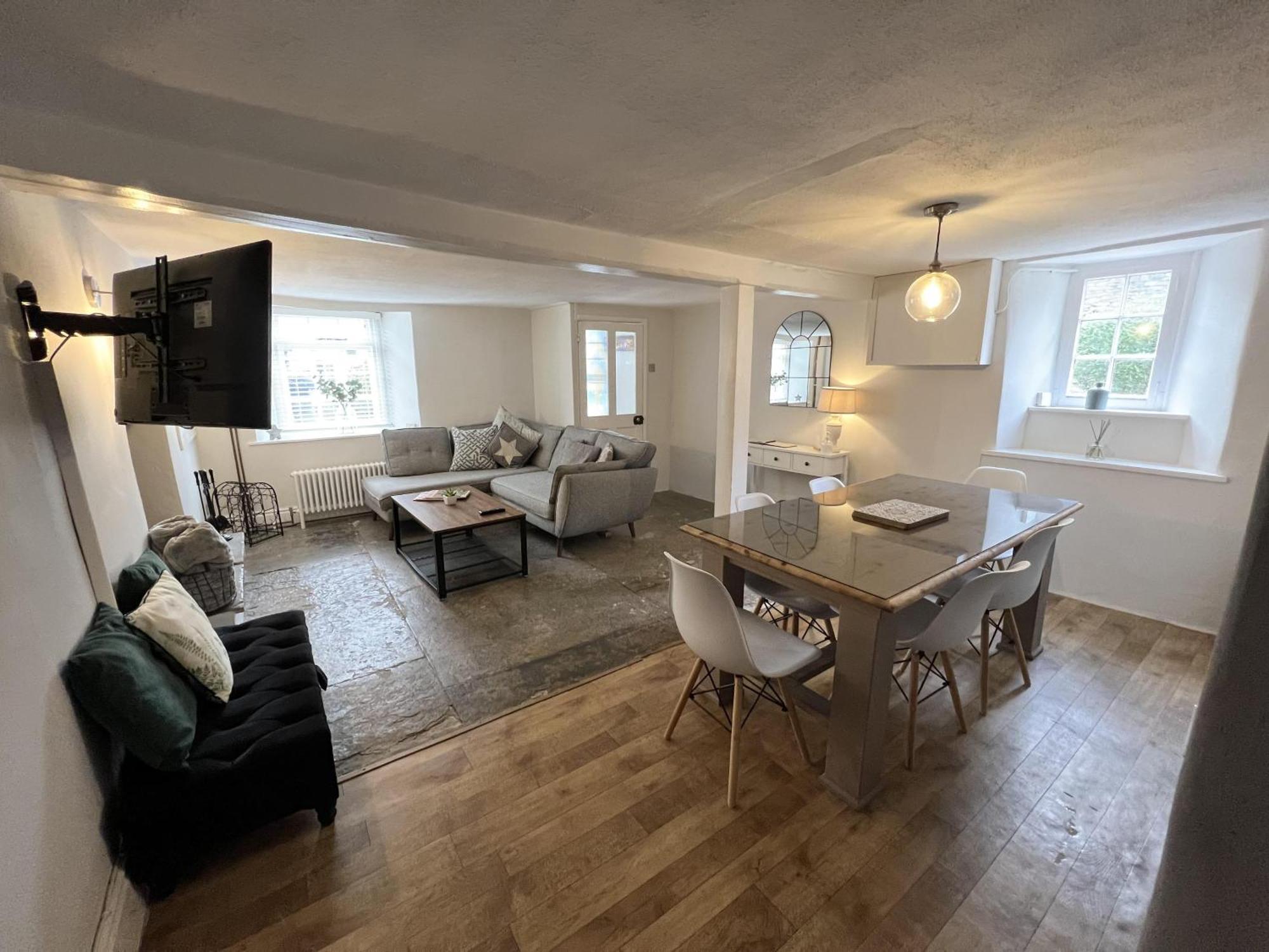 Cosy Two Bedrooom Cottage Set In A Dorset Village Sturminster Newton Bagian luar foto