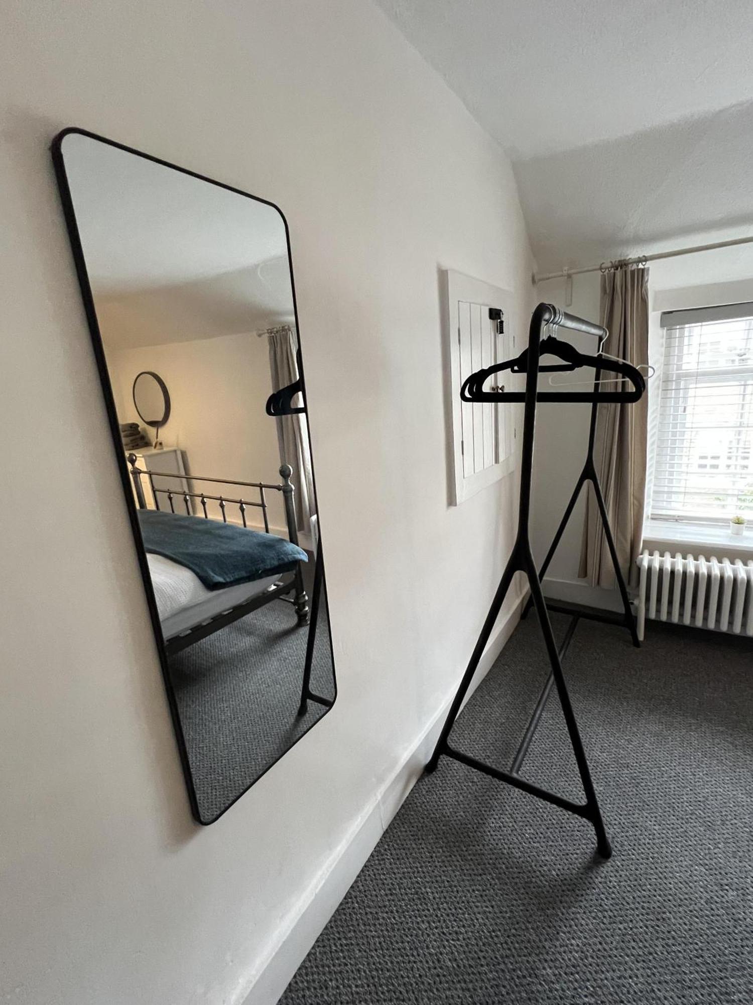 Cosy Two Bedrooom Cottage Set In A Dorset Village Sturminster Newton Bagian luar foto