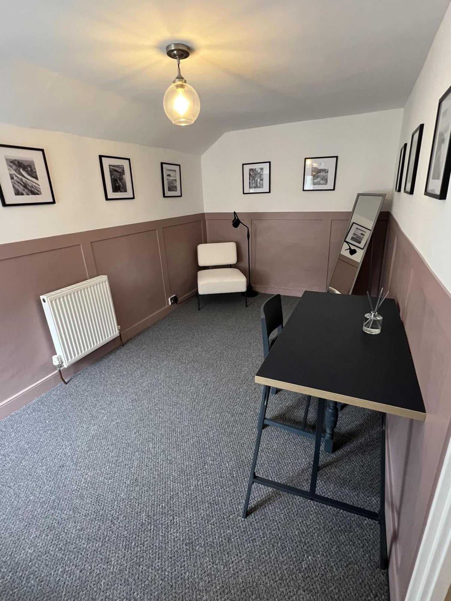 Cosy Two Bedrooom Cottage Set In A Dorset Village Sturminster Newton Bagian luar foto